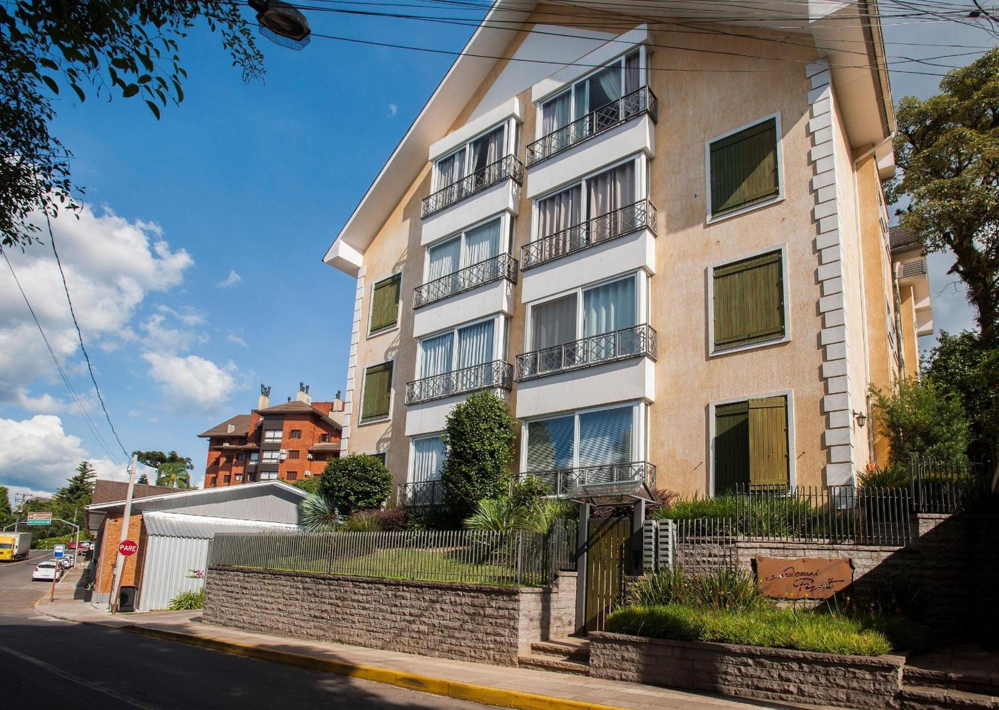 Ferienwohnung Locar-In Gramado - 200 M Da Rua Coberta Exterior foto